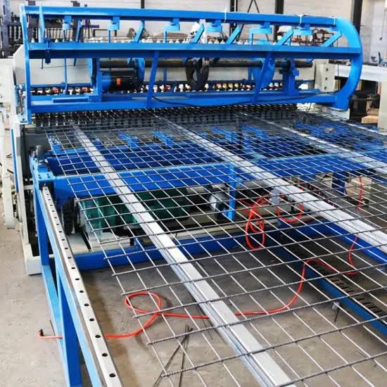 semi-automatic wire mesh welding machine